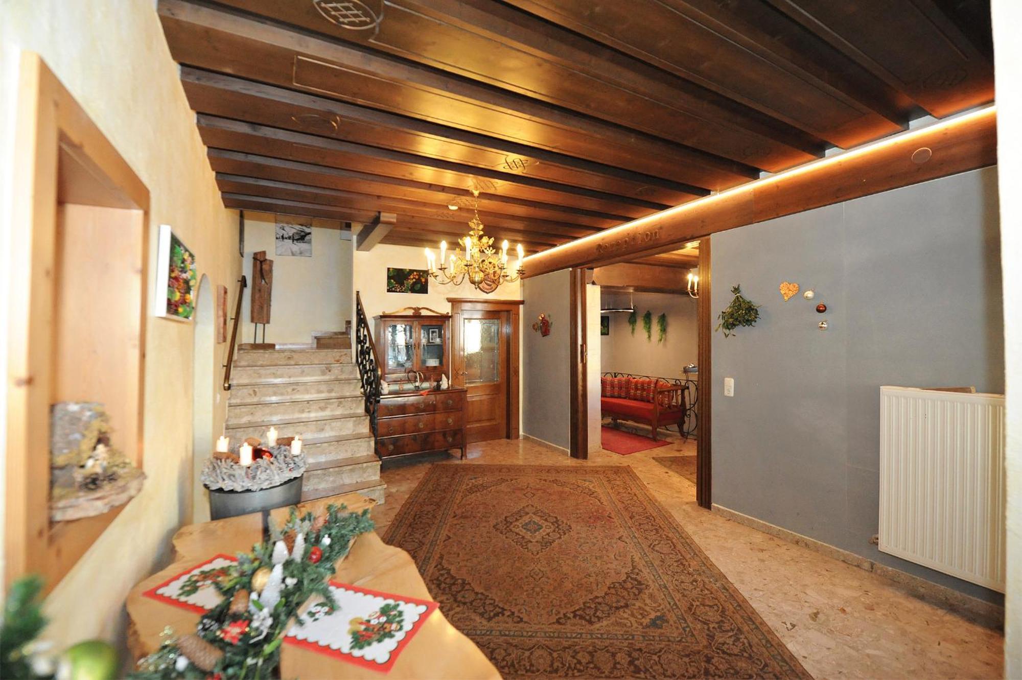 Ski In Ski Out Hotel Unterellmau Зальбах-Хинтерглемм Экстерьер фото