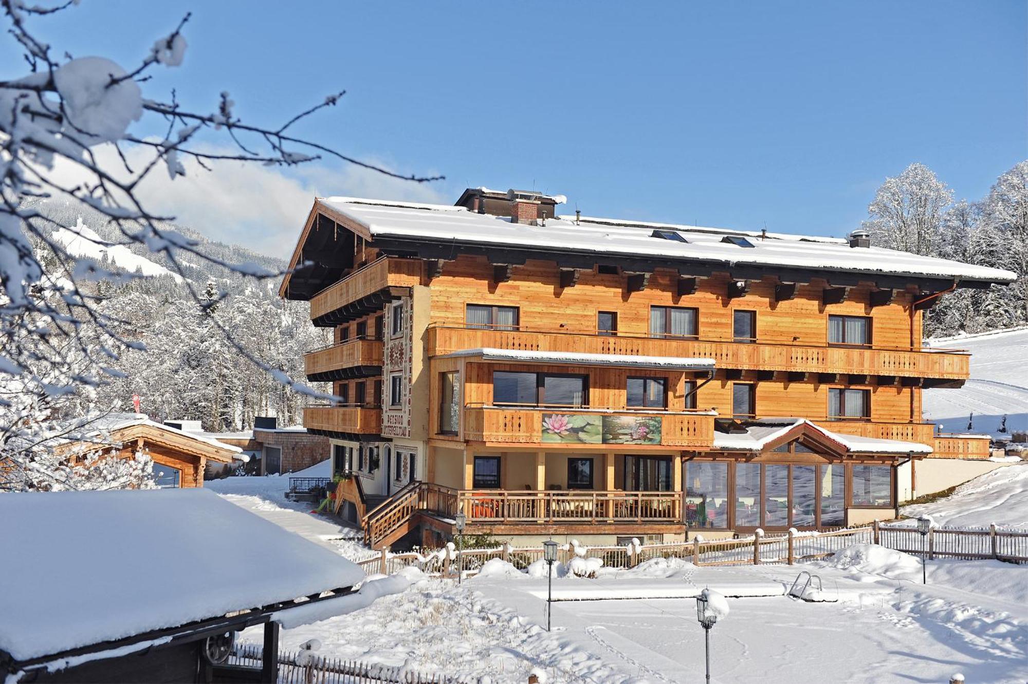 Ski In Ski Out Hotel Unterellmau Зальбах-Хинтерглемм Экстерьер фото