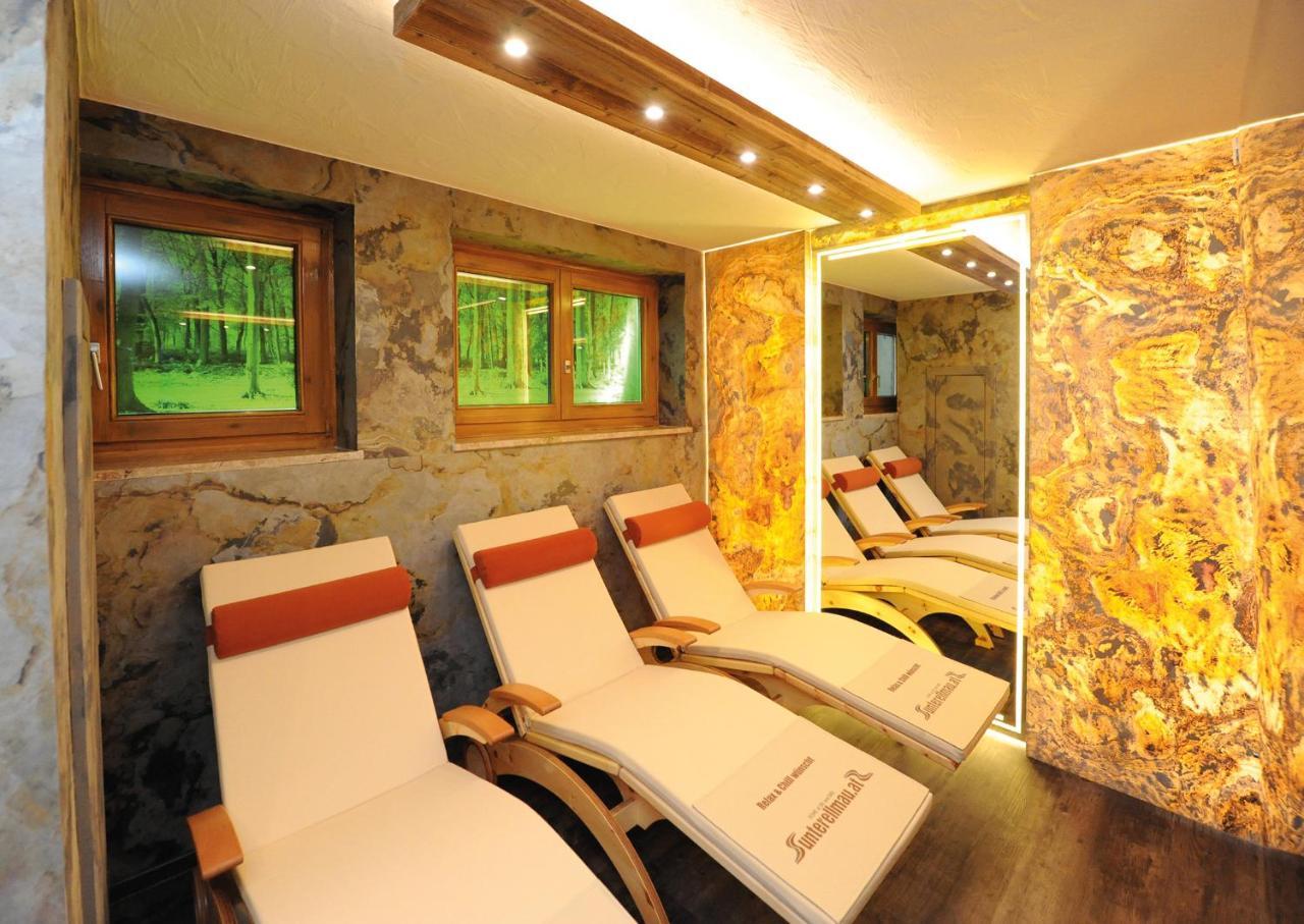 Ski In Ski Out Hotel Unterellmau Зальбах-Хинтерглемм Экстерьер фото